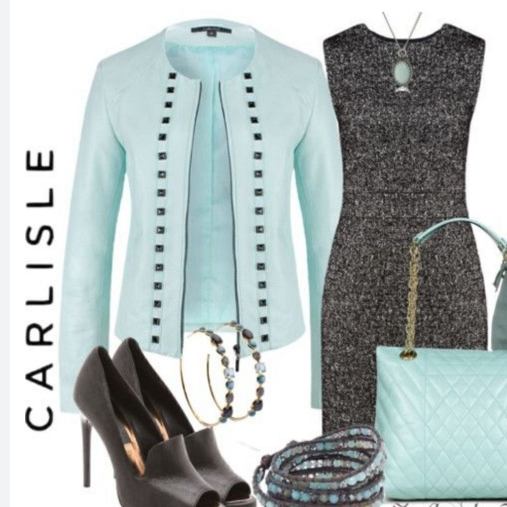 Carlisle Studded Leather Jacket Size 8 Waist Length Square Boxy Sky Blue